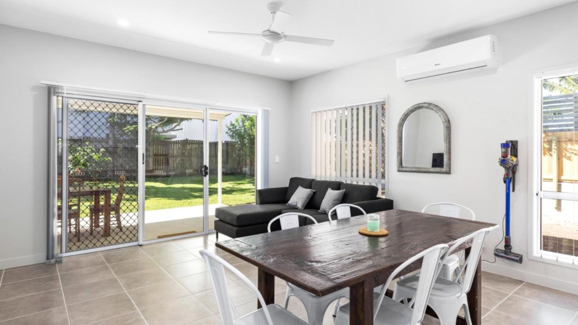 On The Beach Resort Bribie Island Woorim Номер фото