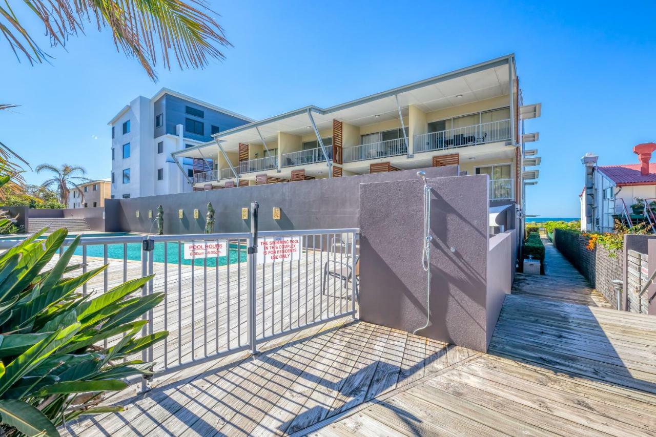 On The Beach Resort Bribie Island Woorim Екстер'єр фото