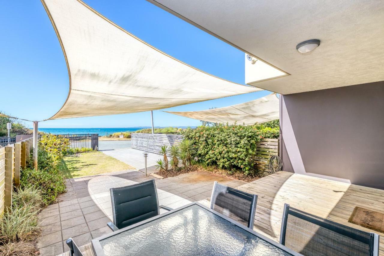 On The Beach Resort Bribie Island Woorim Екстер'єр фото