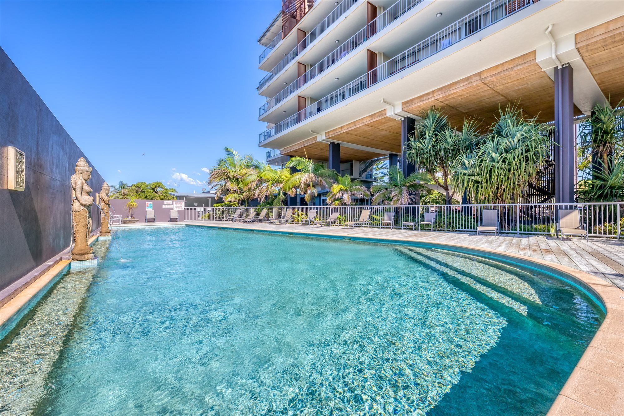 On The Beach Resort Bribie Island Woorim Екстер'єр фото