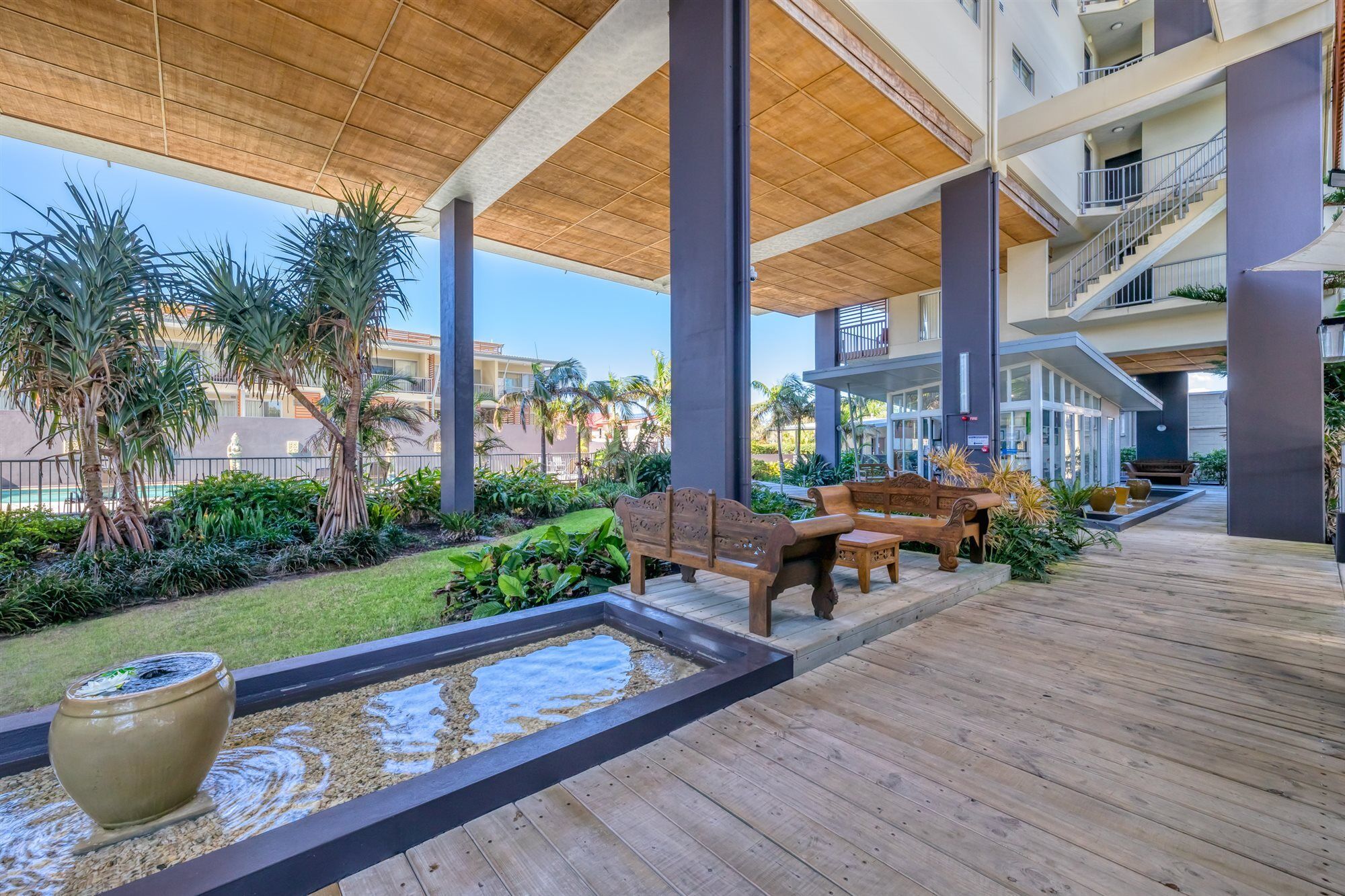 On The Beach Resort Bribie Island Woorim Екстер'єр фото